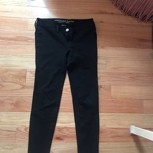 Black jeggings no rips